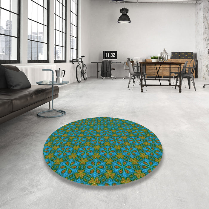 Round Patterned Light Sea Green Novelty Rug in a Office, pat574