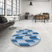Round Machine Washable Transitional Coral Blue Rug in a Office, wshpat581