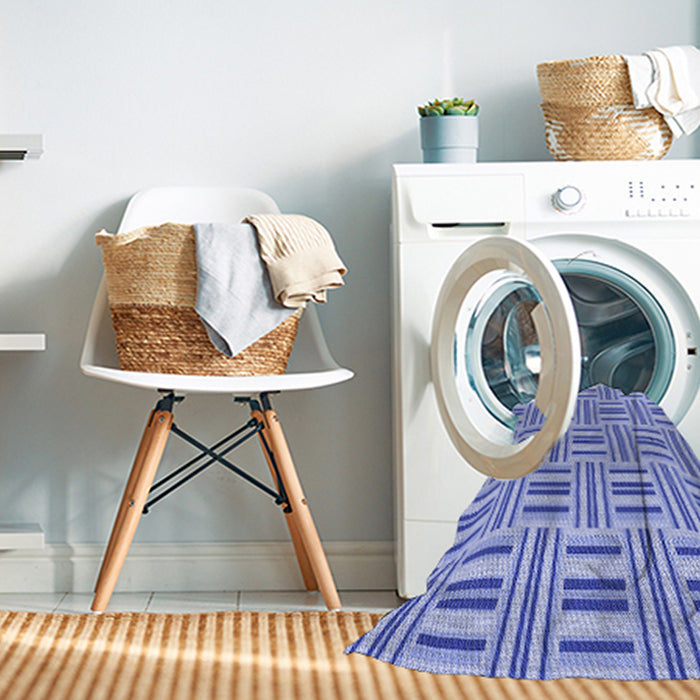 Machine Washable Transitional Royal Blue Rug in a Washing Machine, wshpat585blu
