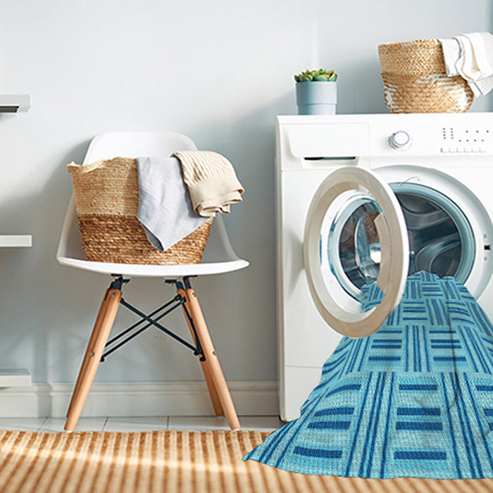 Machine Washable Transitional Blue Rug in a Washing Machine, wshpat585lblu