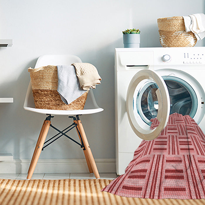Machine Washable Transitional Pastel Pink Rug in a Washing Machine, wshpat585rd