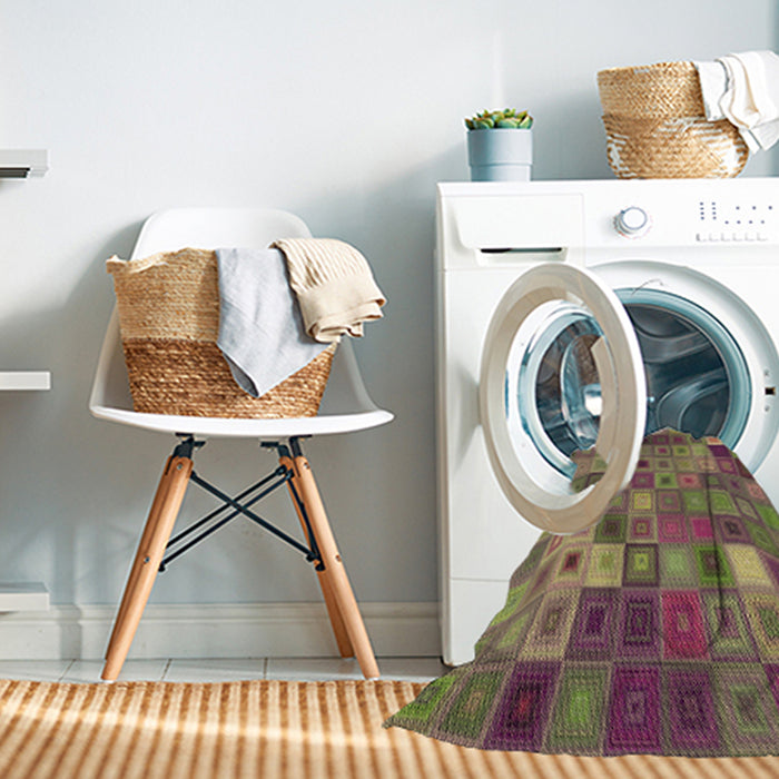 Machine Washable Transitional Brass Green Rug in a Washing Machine, wshpat592brn