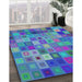 Machine Washable Transitional Sapphire Blue Rug in a Family Room, wshpat592
