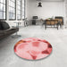 Round Patterned Red Rug in a Office, pat609rd