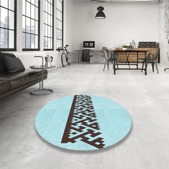 Round Patterned Cadet Blue Green Rug in a Office, pat611lblu