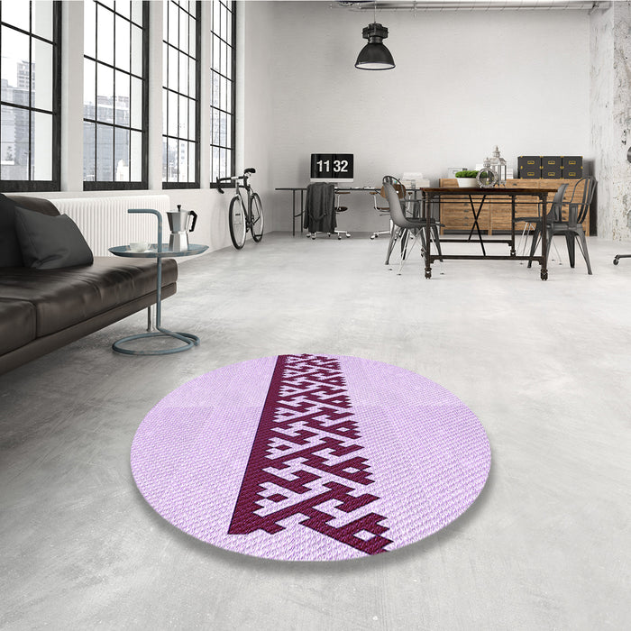 Round Patterned Medium Orchid Purple Rug in a Office, pat611pur