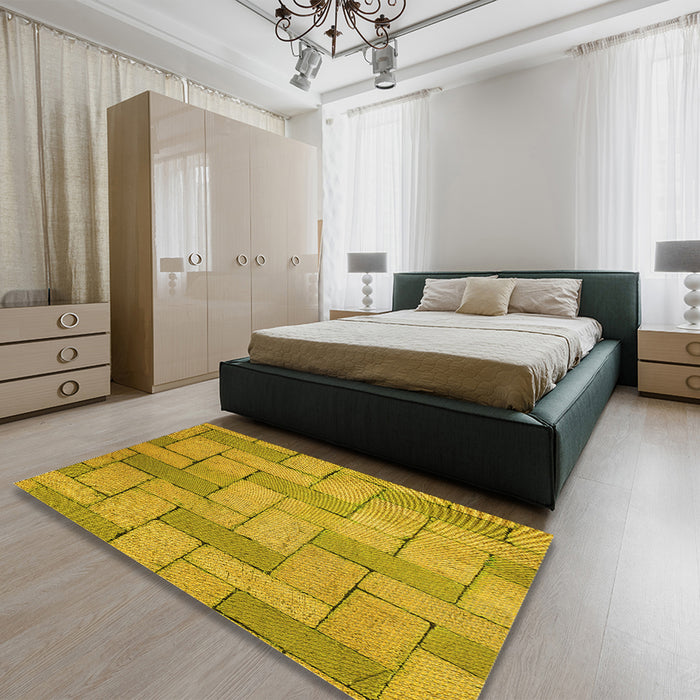 Round Machine Washable Transitional Dark Golden Brown Rug in a Office, wshpat618yw