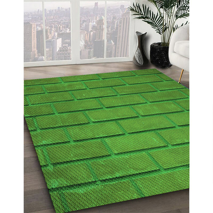 Patterned Green Rug in Family Room, pat623grn