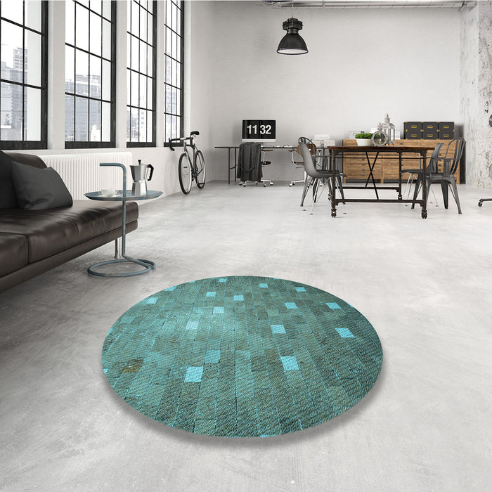 Round Patterned Deep-Sea Green Rug in a Office, pat624lblu