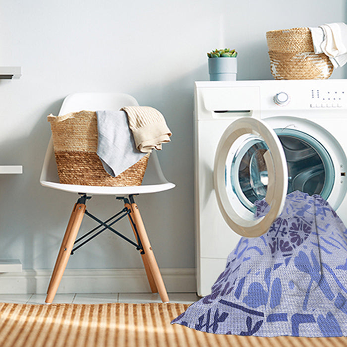 Machine Washable Transitional Blue Rug in a Washing Machine, wshpat632blu