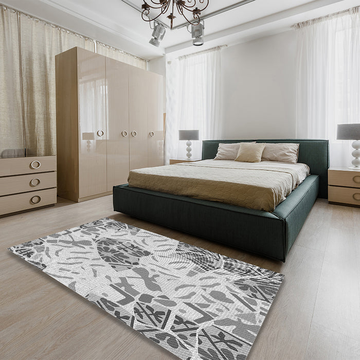 Patterned Gray Rug in a Bedroom, pat632gry