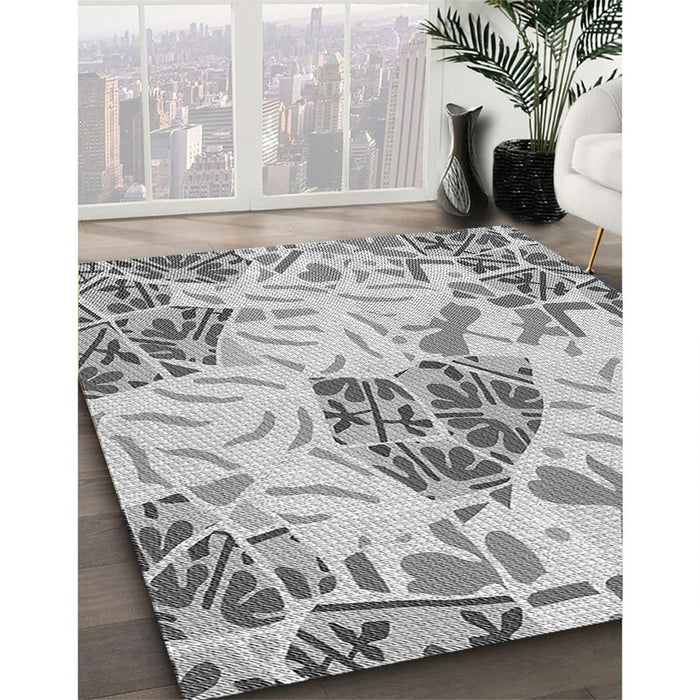 Patterned Gray Rug in Family Room, pat632gry