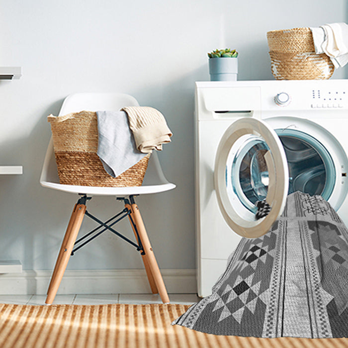 Machine Washable Transitional Grey Gray Rug in a Washing Machine, wshpat641gry