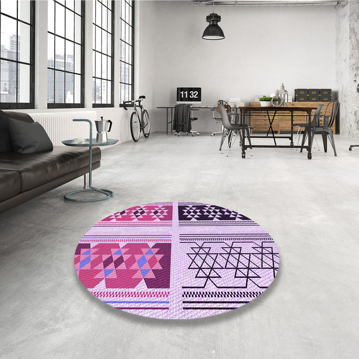 Round Patterned Blossom Pink Rug in a Office, pat641pur