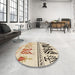 Round Patterned Vanilla Gold Rug in a Office, pat643brn