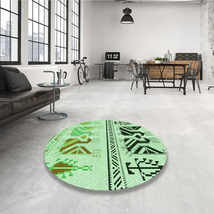 Round Patterned Mint Green Rug in a Office, pat643grn