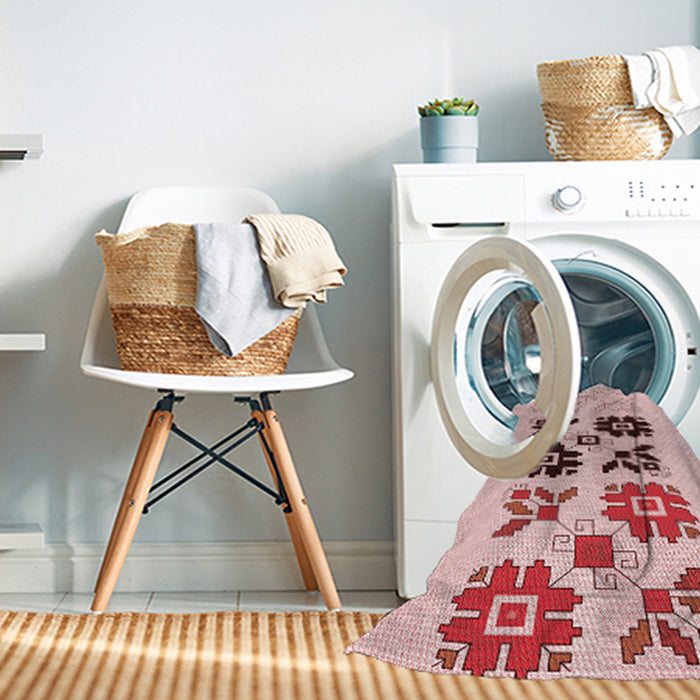 Machine Washable Transitional Red Rug in a Washing Machine, wshpat644rd