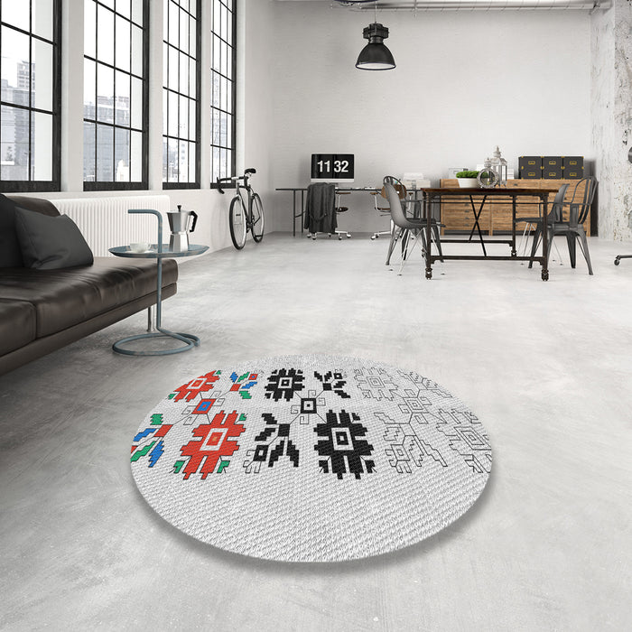 Round Patterned Granite Gray Novelty Rug in a Office, pat644