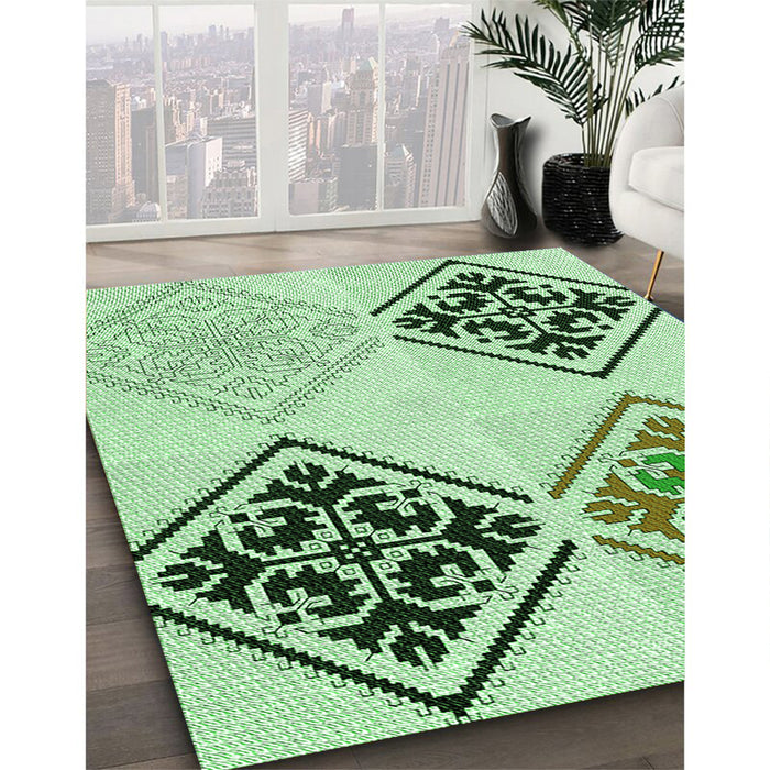 Patterned Green Rug in Family Room, pat646grn