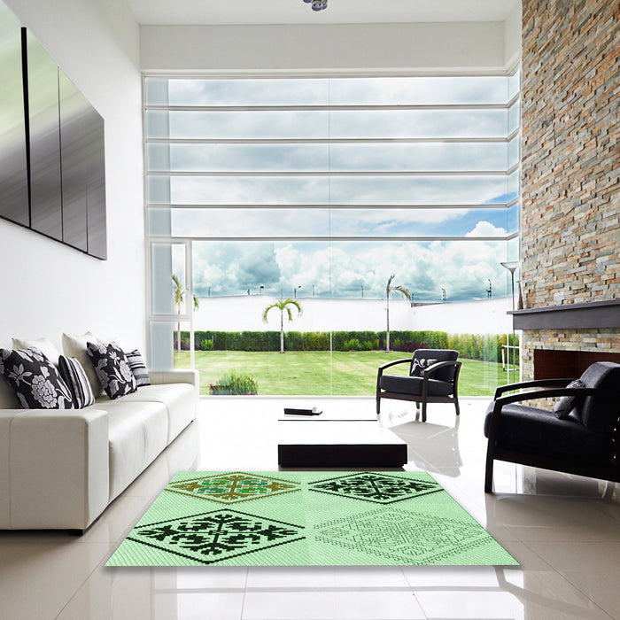 Square Patterned Green Rug in a Living Room, pat646grn