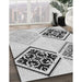 Patterned Platinum Gray Rug in Family Room, pat646gry