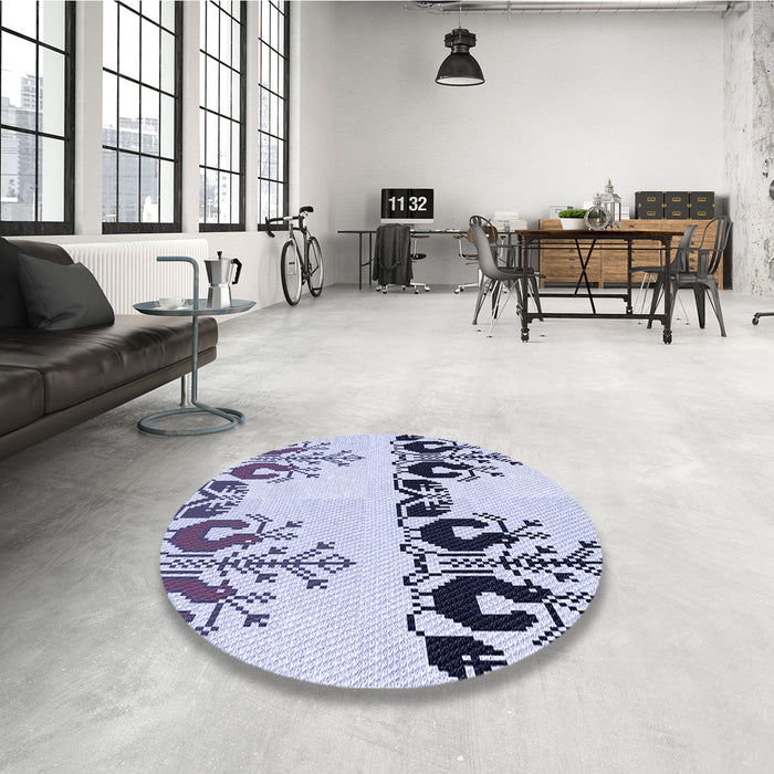 Round Patterned Lavender Blue Rug in a Office, pat649blu