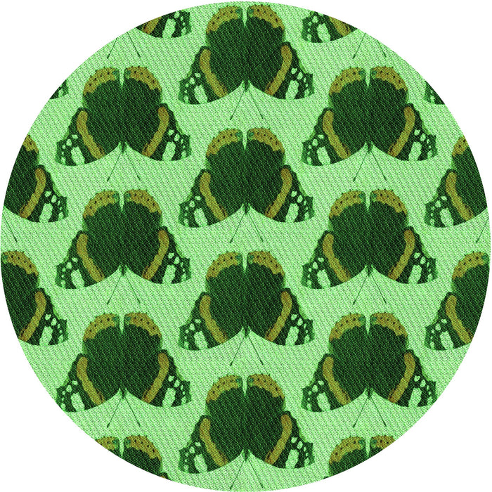 Square Machine Washable Transitional Deep Emerald Green Rug in a Living Room, wshpat656grn