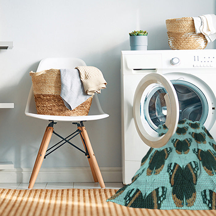 Machine Washable Transitional Dark Slate Grey Green Rug in a Washing Machine, wshpat656lblu