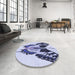 Round Patterned Blue Rug in a Office, pat657blu