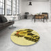 Round Patterned Oak Brown Rug in a Office, pat657yw