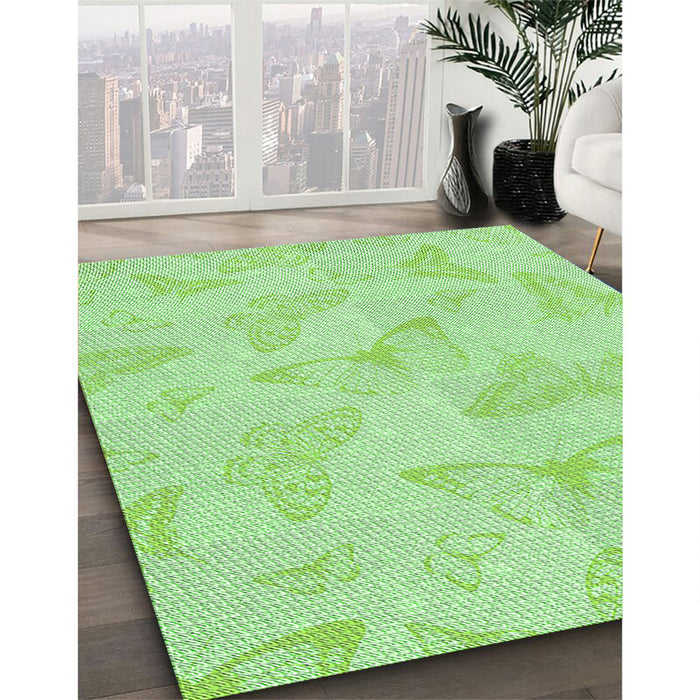 Machine Washable Transitional Green Rug in a Family Room, wshpat658grn
