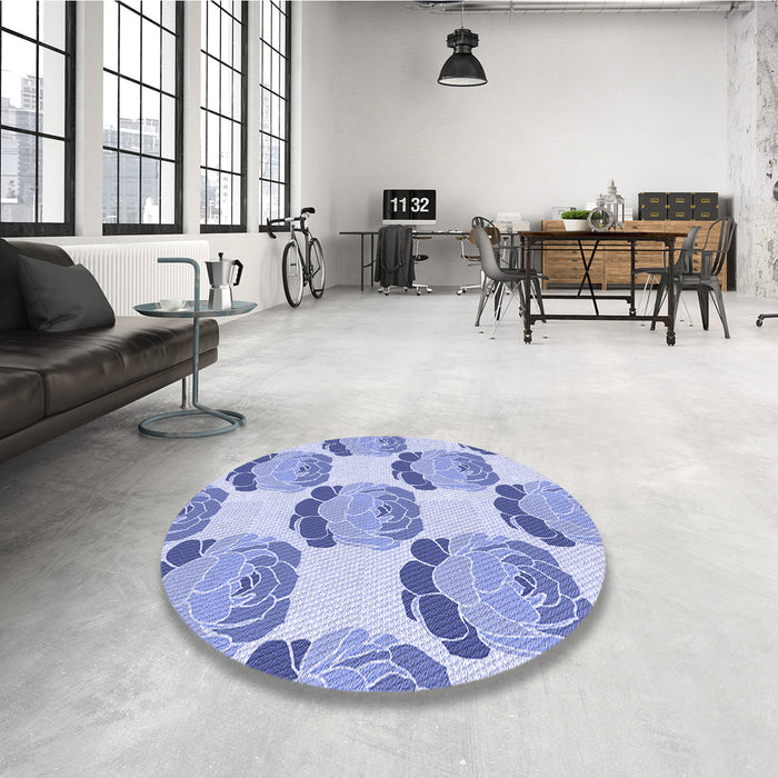 Round Patterned Periwinkle Purple Rug in a Office, pat663blu
