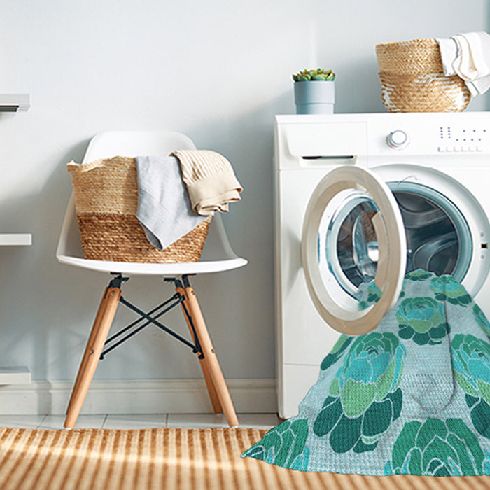 Machine Washable Transitional Light Sea Green Rug in a Washing Machine, wshpat663lblu