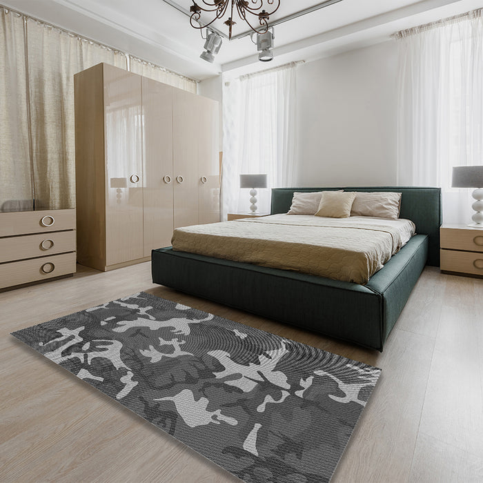 Patterned Gray Rug in a Bedroom, pat666gry