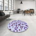 Round Patterned Blue Rug in a Office, pat668blu