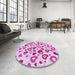 Round Patterned Blossom Pink Rug in a Office, pat668pur