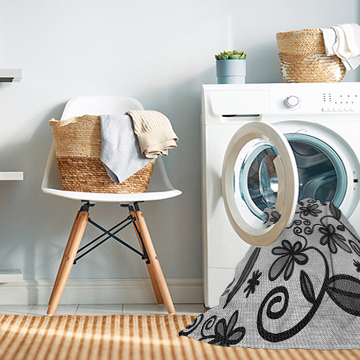 Machine Washable Transitional Platinum Silver Gray Rug in a Washing Machine, wshpat67gry