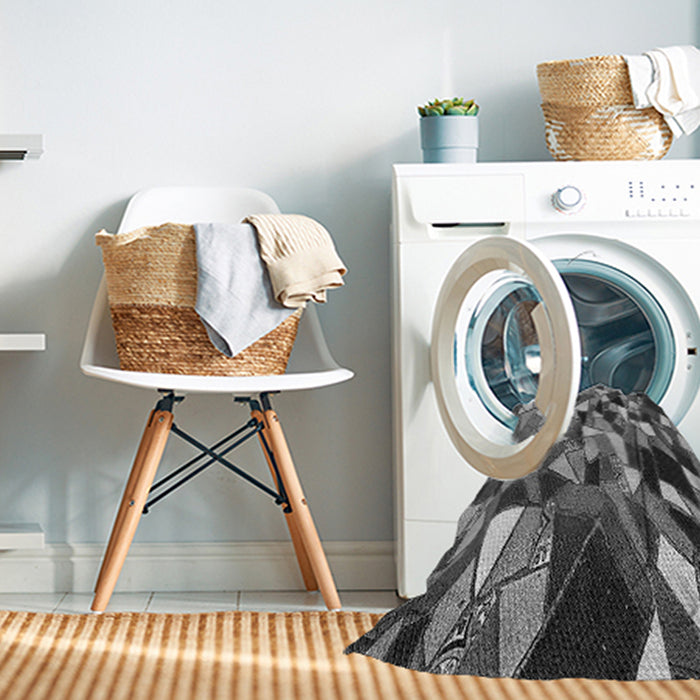Machine Washable Transitional Dark Gray Black Rug in a Washing Machine, wshpat674gry