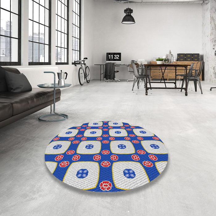 Round Machine Washable Transitional Dark White Beige Rug in a Office, wshpat695