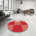 Round Patterned Red Rug in a Office, pat722rd