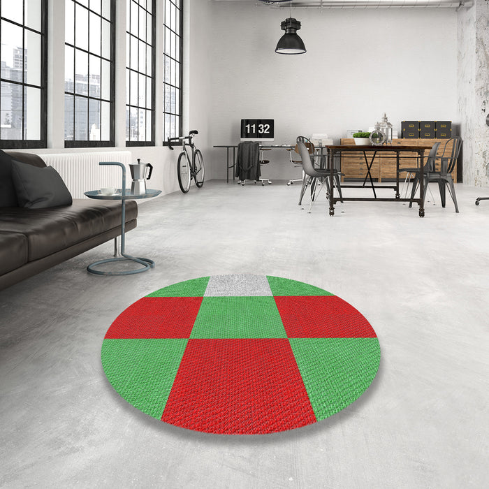 Round Machine Washable Transitional Green Rug in a Office, wshpat722
