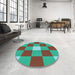 Round Patterned Turquoise Green Rug in a Office, pat724lblu