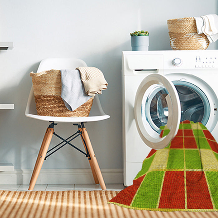 Machine Washable Transitional Pistachio Green Rug in a Washing Machine, wshpat726yw