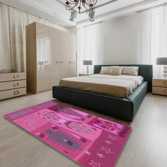Patterned Neon Pink Rug in a Bedroom, pat727pur