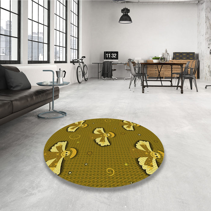 Round Patterned Dark Bronze Brown Rug in a Office, pat731yw