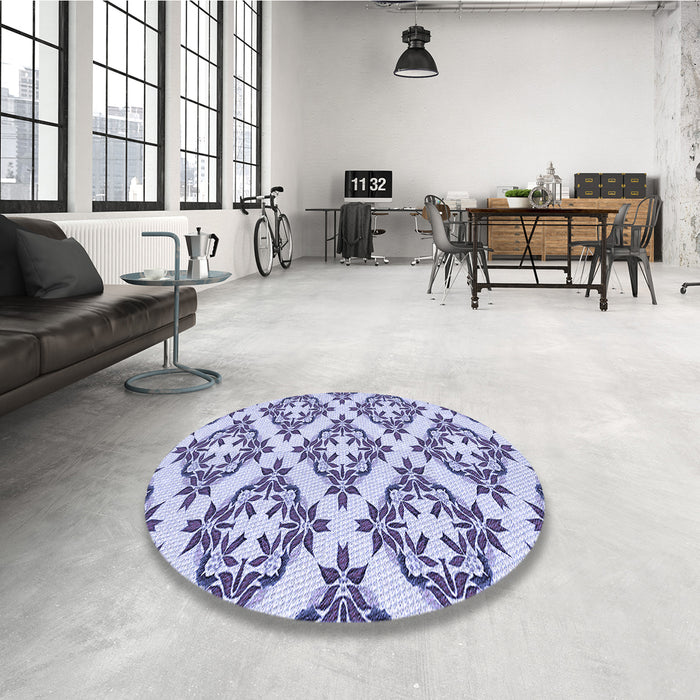 Round Patterned Blue Rug in a Office, pat737blu