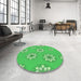 Round Patterned Neon Green Rug in a Office, pat746grn