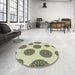 Round Machine Washable Transitional Khaki Gold Rug in a Office, wshpat750