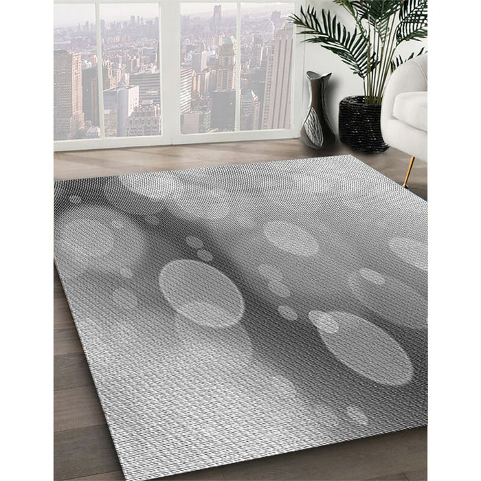 Machine Washable Transitional Silver Gray Rug in a Family Room, wshpat762gry