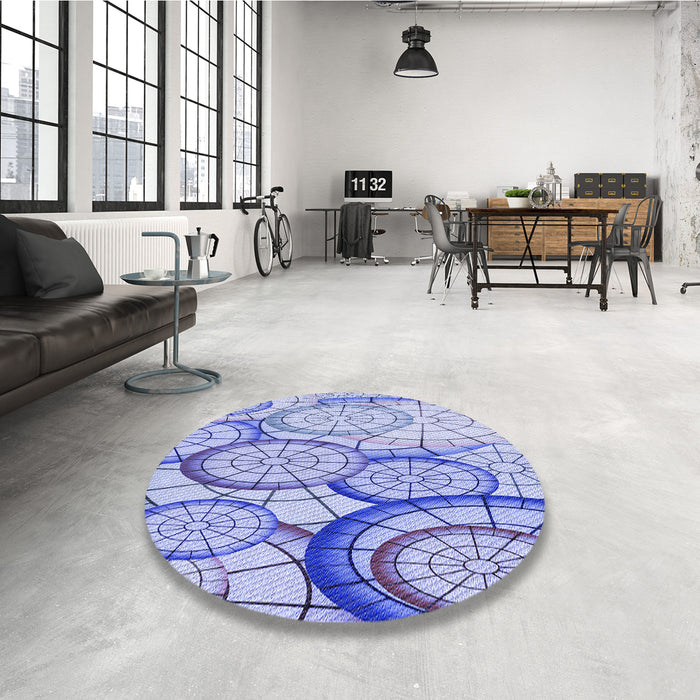 Round Patterned Periwinkle Purple Rug in a Office, pat768blu
